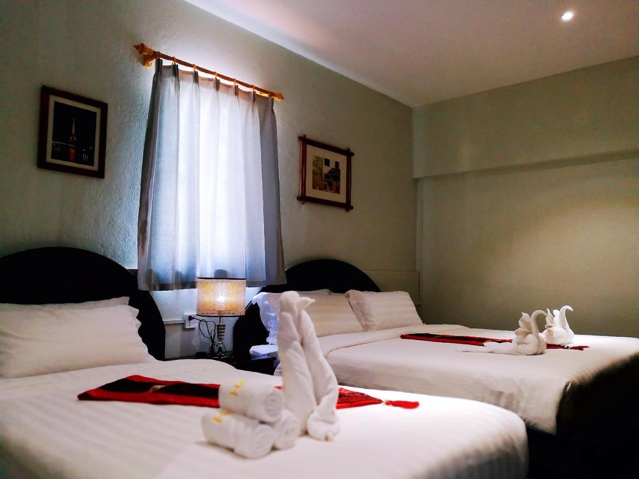 Central Vienna Hostel Vientiane Buitenkant foto